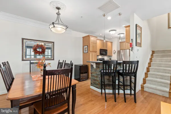 $4,100 | 5114 O'Neill Lane, Alexandria, VA 22304