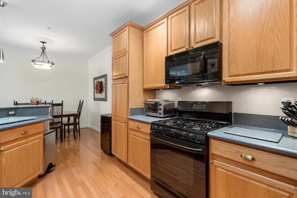 $4,100 | 5114 O'Neill Lane, Alexandria, VA 22304