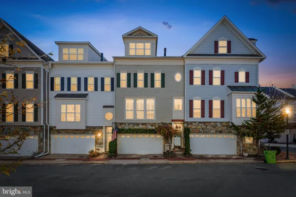 $4,100 | 5114 O'Neill Lane, Alexandria, VA 22304