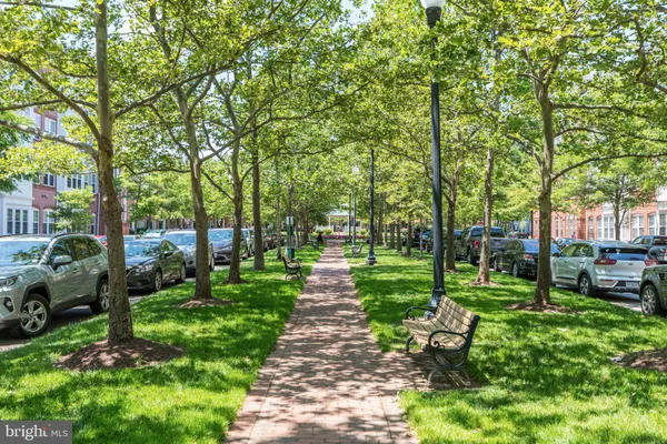 $4,100 | 5114 O'Neill Lane, Alexandria, VA 22304