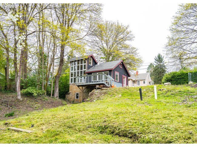 2008 Southwest Taylors Ferry Road Portland, OR 97219 - Photo 6 of 31 Gallery Image 6