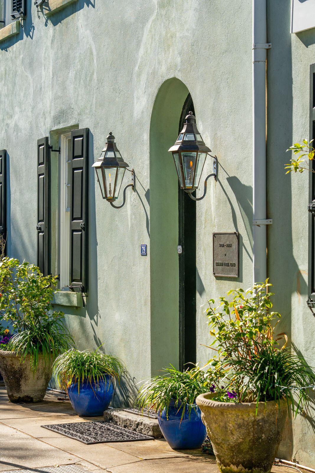 79 Church Street Charleston, SC 29401 - Photo 5 of 61 79ChurchSt -014