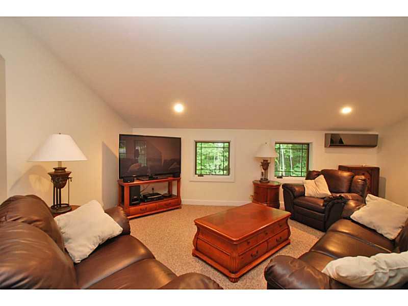 41 George Hannon Road Casco, ME 04015 - Photo 23 of 31 Den/Family/Great Room.