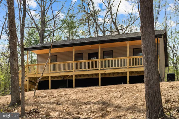 $325,000 | 5 Pin Oak Lane, Mount Jackson, VA 22842