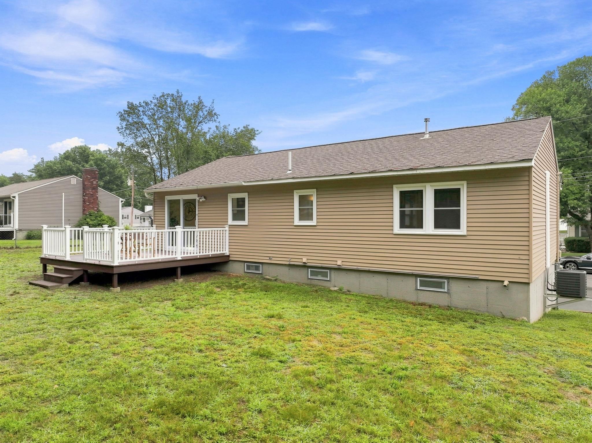 6 Penobscot Road Nashua, NH 03062 - Photo 32 of 37 Gallery Image 32