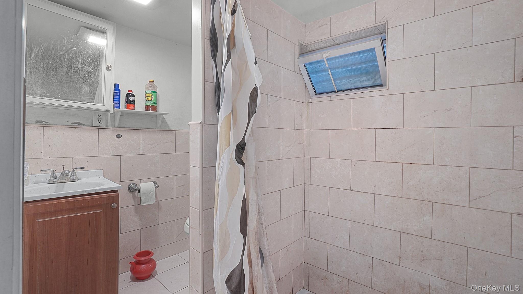 102-12 85th Road Queens, NY 11418 - Photo 18 of 22