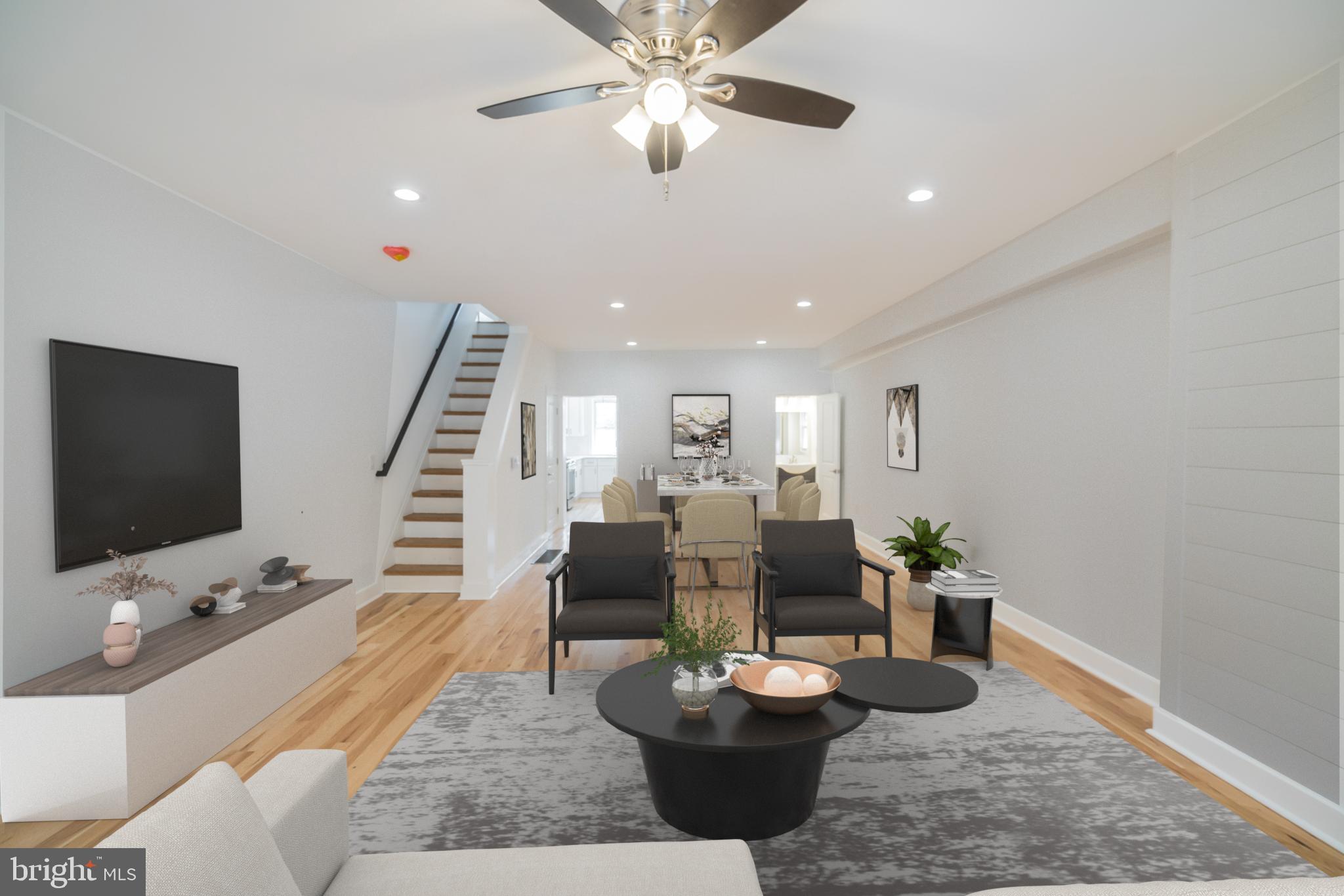 124 Ripka Street Philadelphia, PA 19127 - Photo 3 of 30 Living room