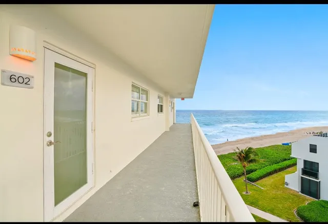 a view of an entryway