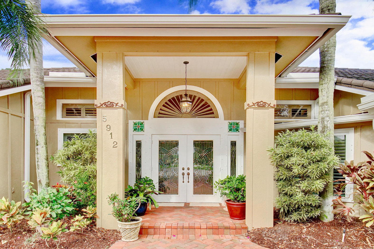 5912 River Isle Road Jupiter, FL 33458 - Photo 2 of 34 5912 River Isle Road Jupiter LR-3