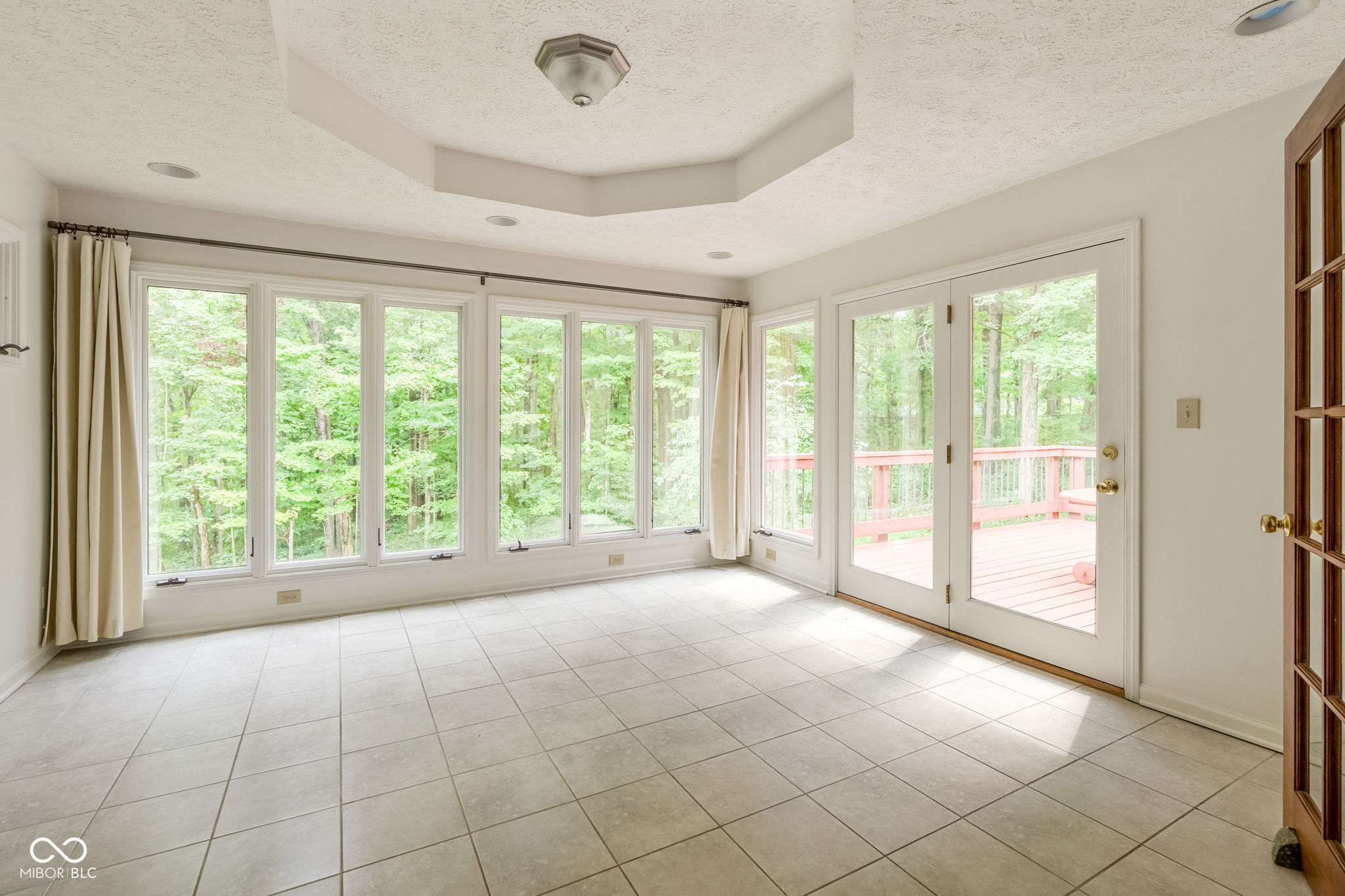 6631 Lee Road Indianapolis, IN 46236 - Photo 12 of 37