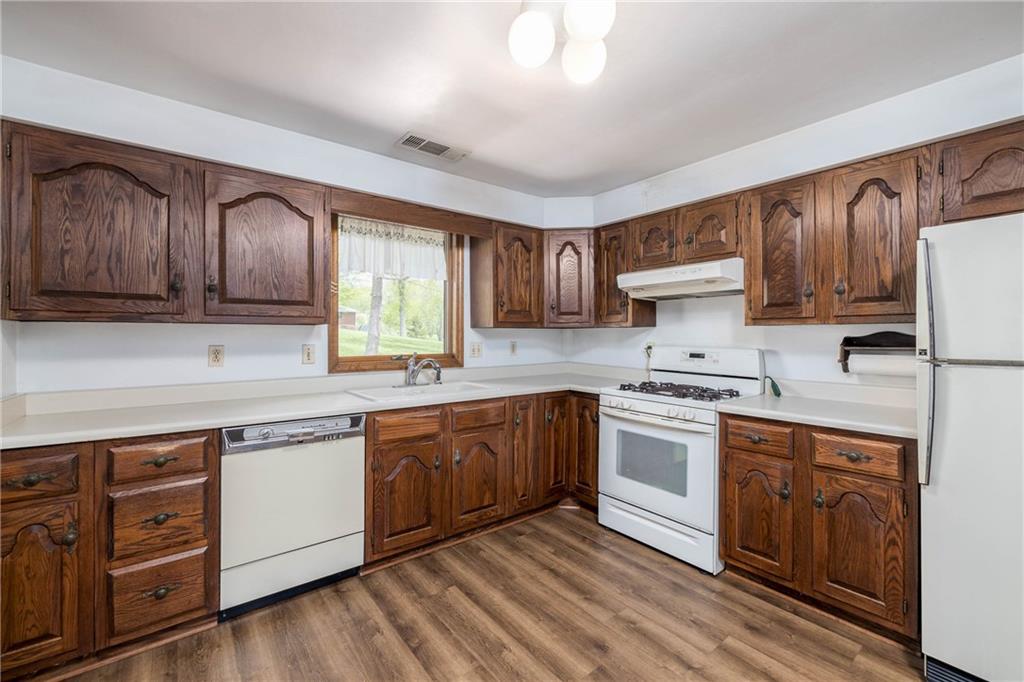 292 Franklin Farms Road Washington, PA 15301 - Photo 3 of 21 Gallery Image 3