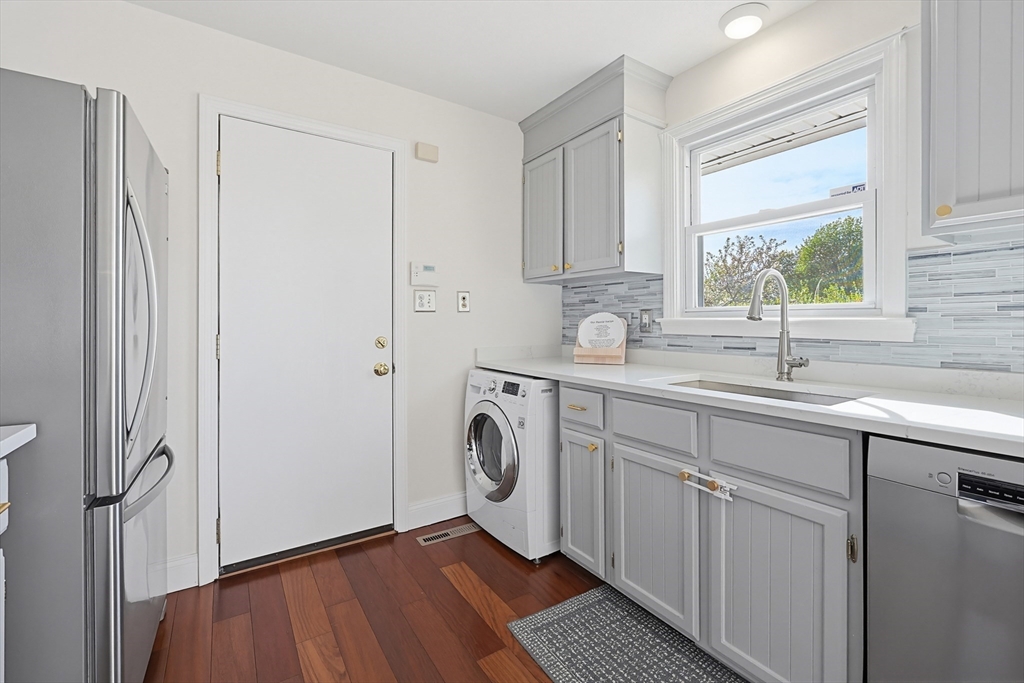 2 Theresa Road Stoneham, MA 02180 - Photo 12 of 29