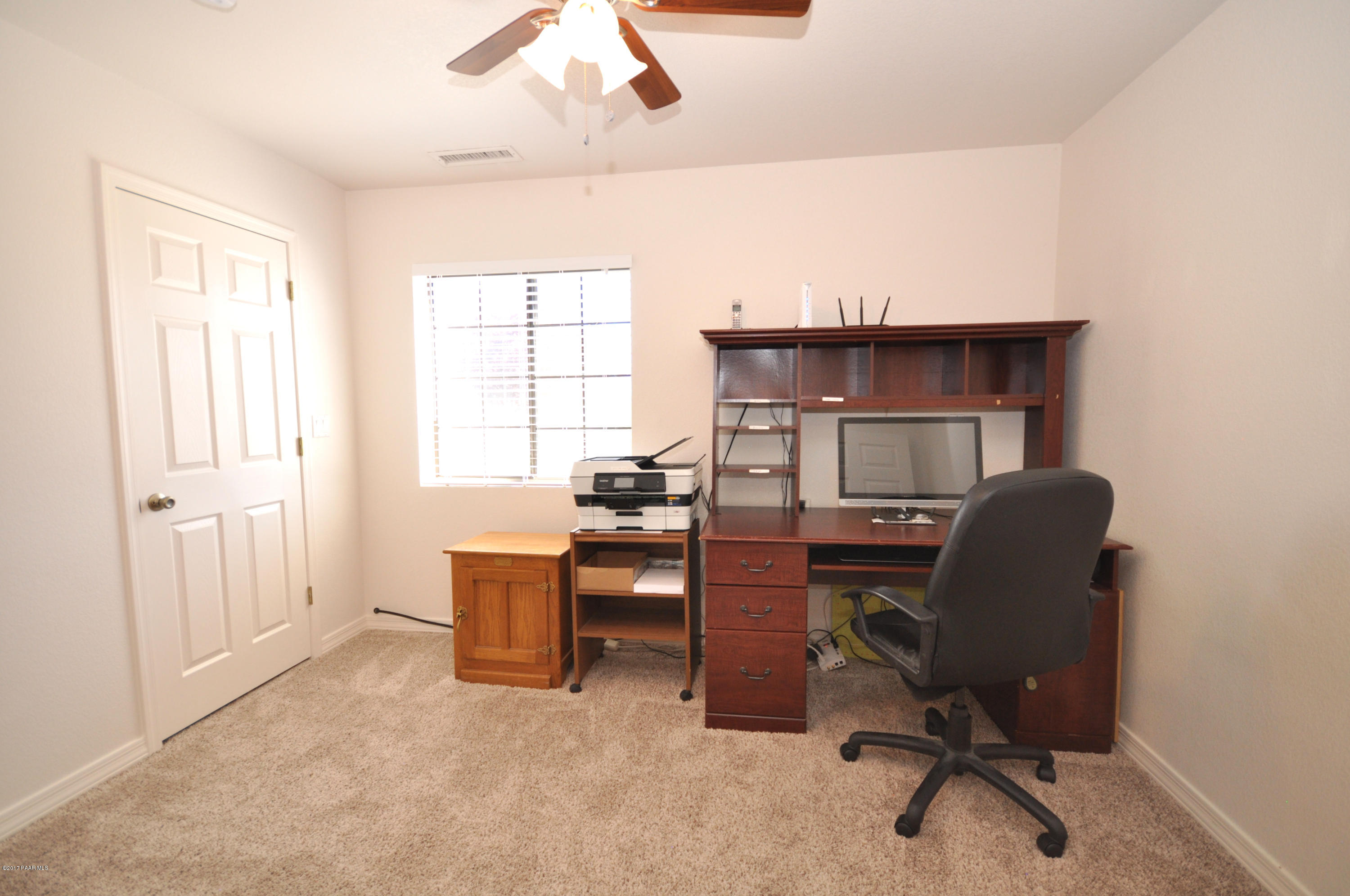 21490 Shotgun Ridge Road Paulden, AZ 86334 - Photo 25 of 51 Guest room/Office