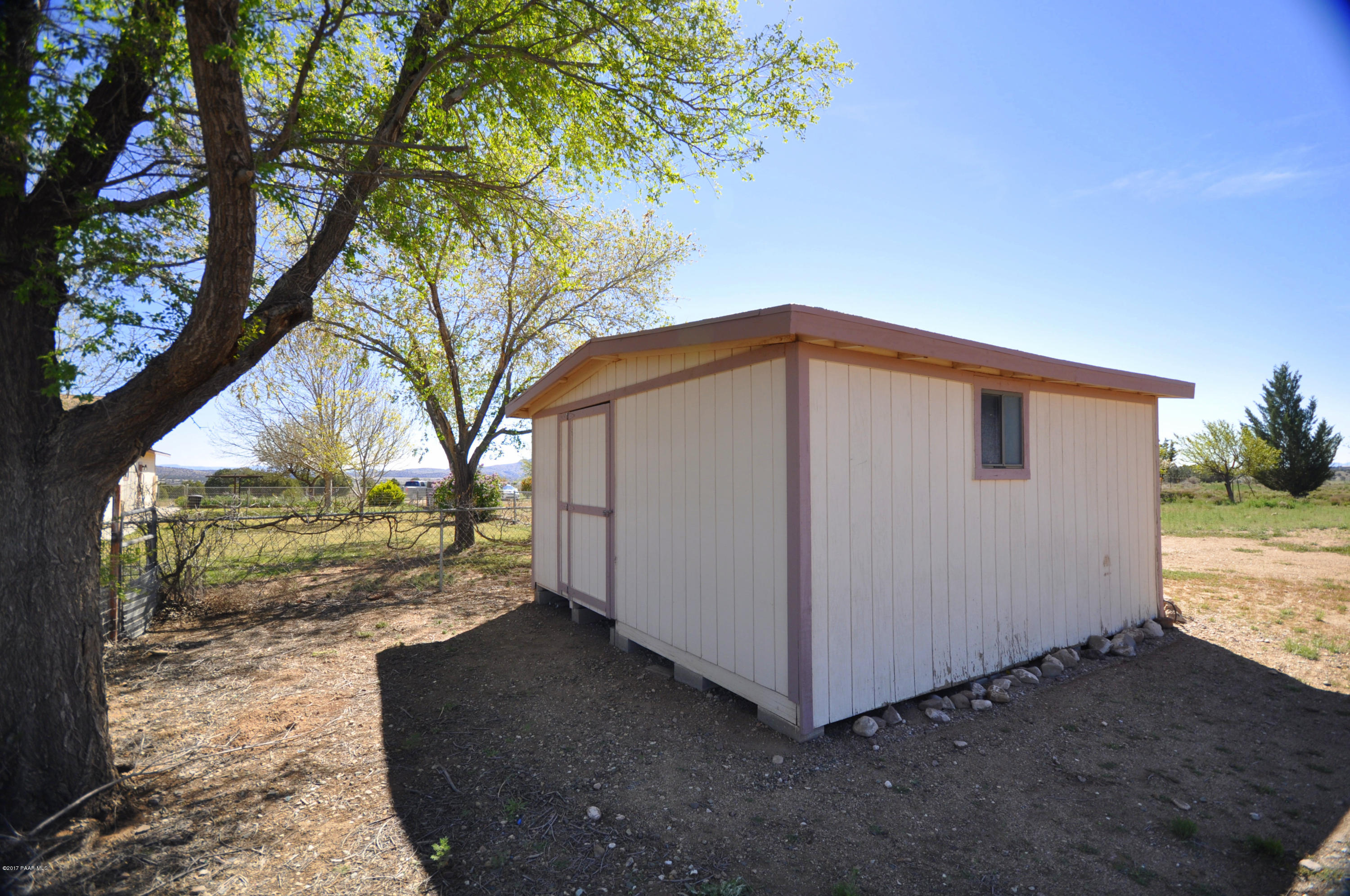 21490 Shotgun Ridge Road Paulden, AZ 86334 - Photo 37 of 51 Shed