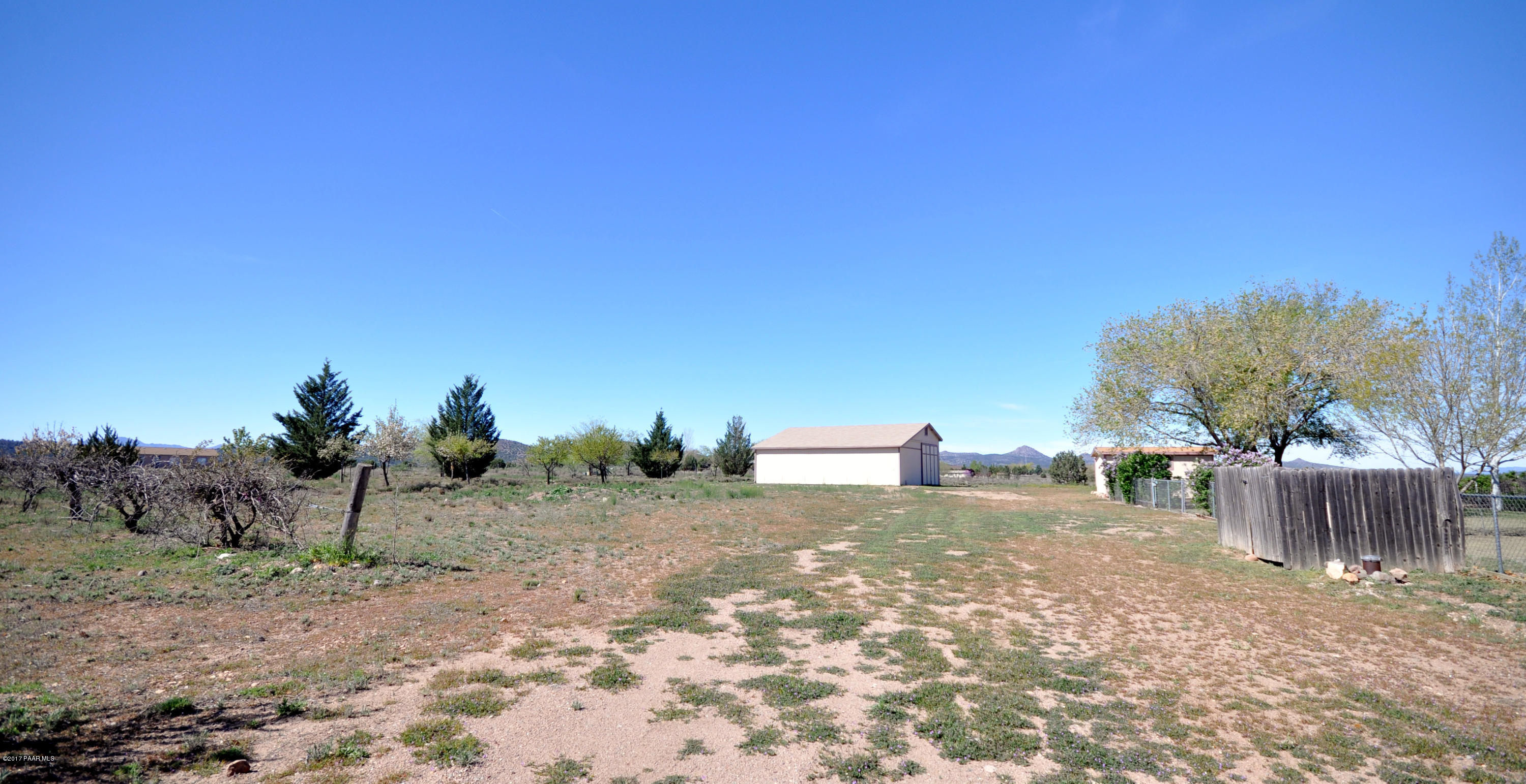 21490 Shotgun Ridge Road Paulden, AZ 86334 - Photo 43 of 51 Side yard