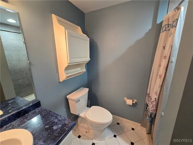 $2,750 | 161 Foxpoint West, Amherst, NY 14221