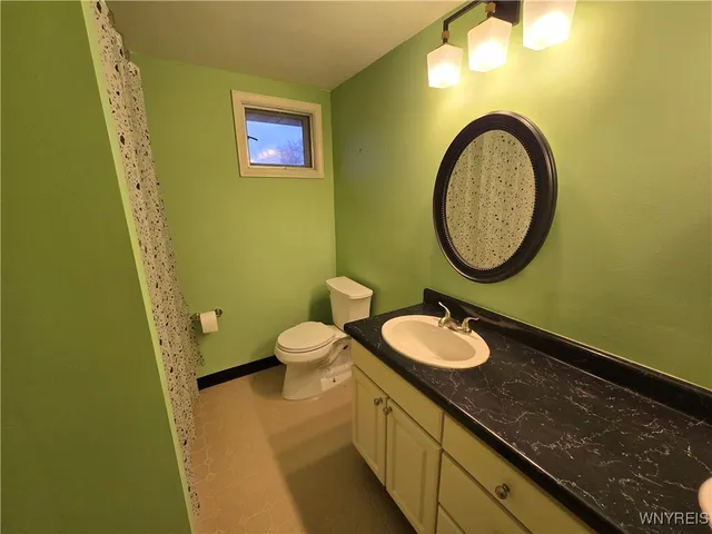 $2,750 | 161 Foxpoint West, Amherst, NY 14221