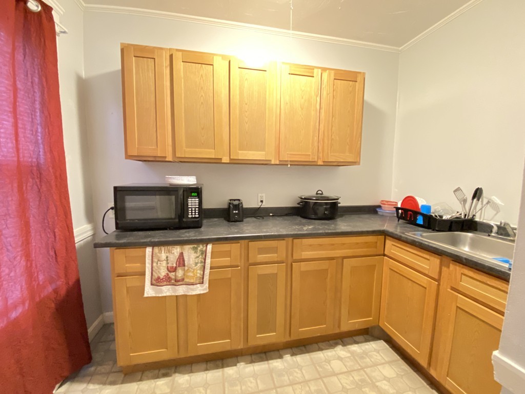 16 Hillside Street Worcester, MA 01610 - Photo 16 of 36