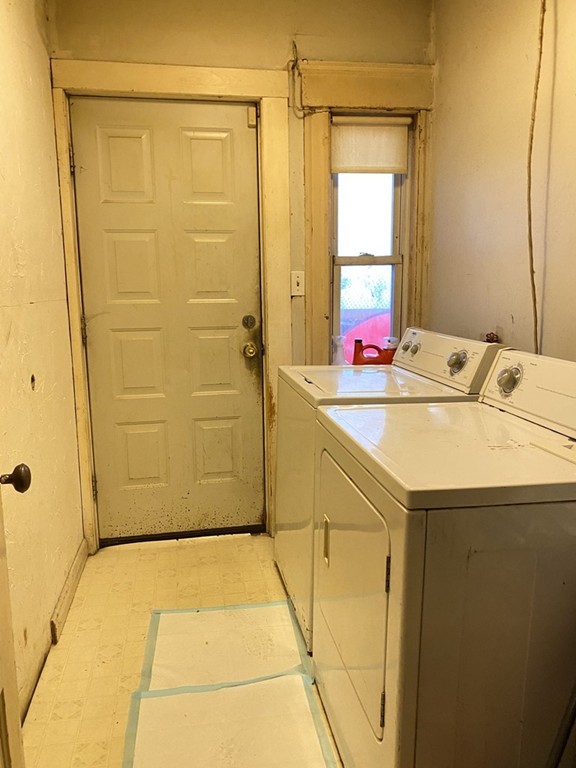 16 Hillside Street Worcester, MA 01610 - Photo 24 of 36