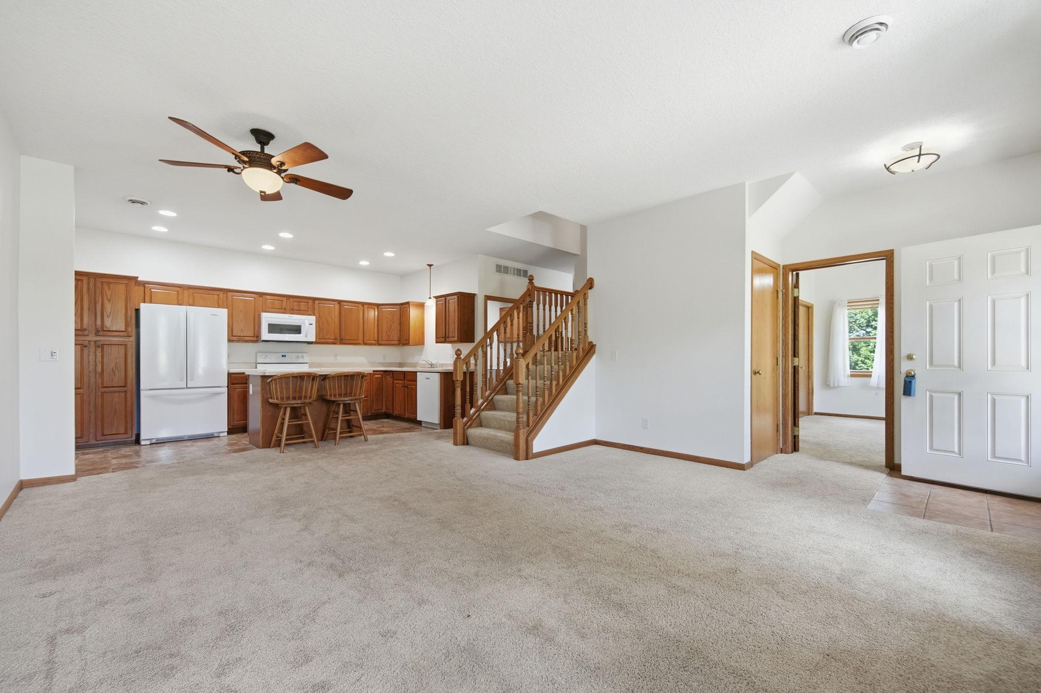 797 Parkside Lane Columbia Heights, MN 55421 - Photo 8 of 37