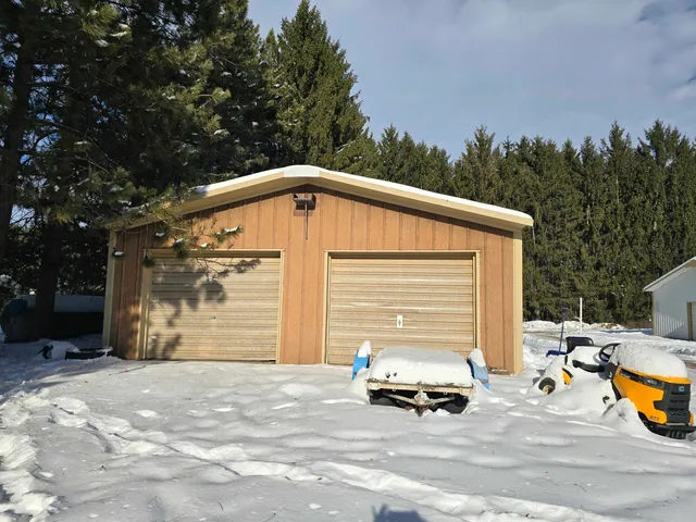 $334,000 | W9230 Highway 21, Wautoma, WI 54982