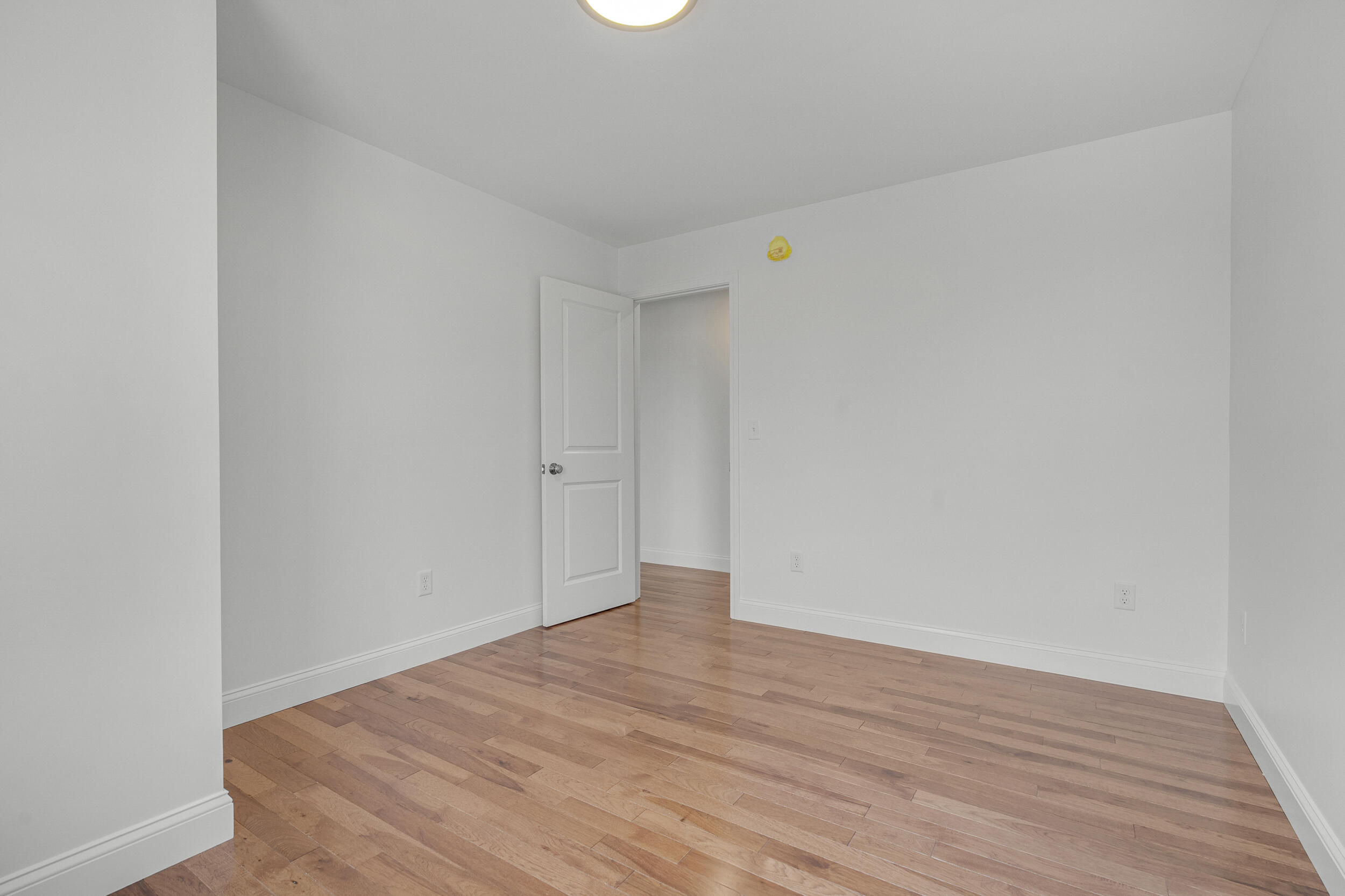 30 Palmer Street Westbrook, ME 04092 - Photo 19 of 34 21_19essex-16