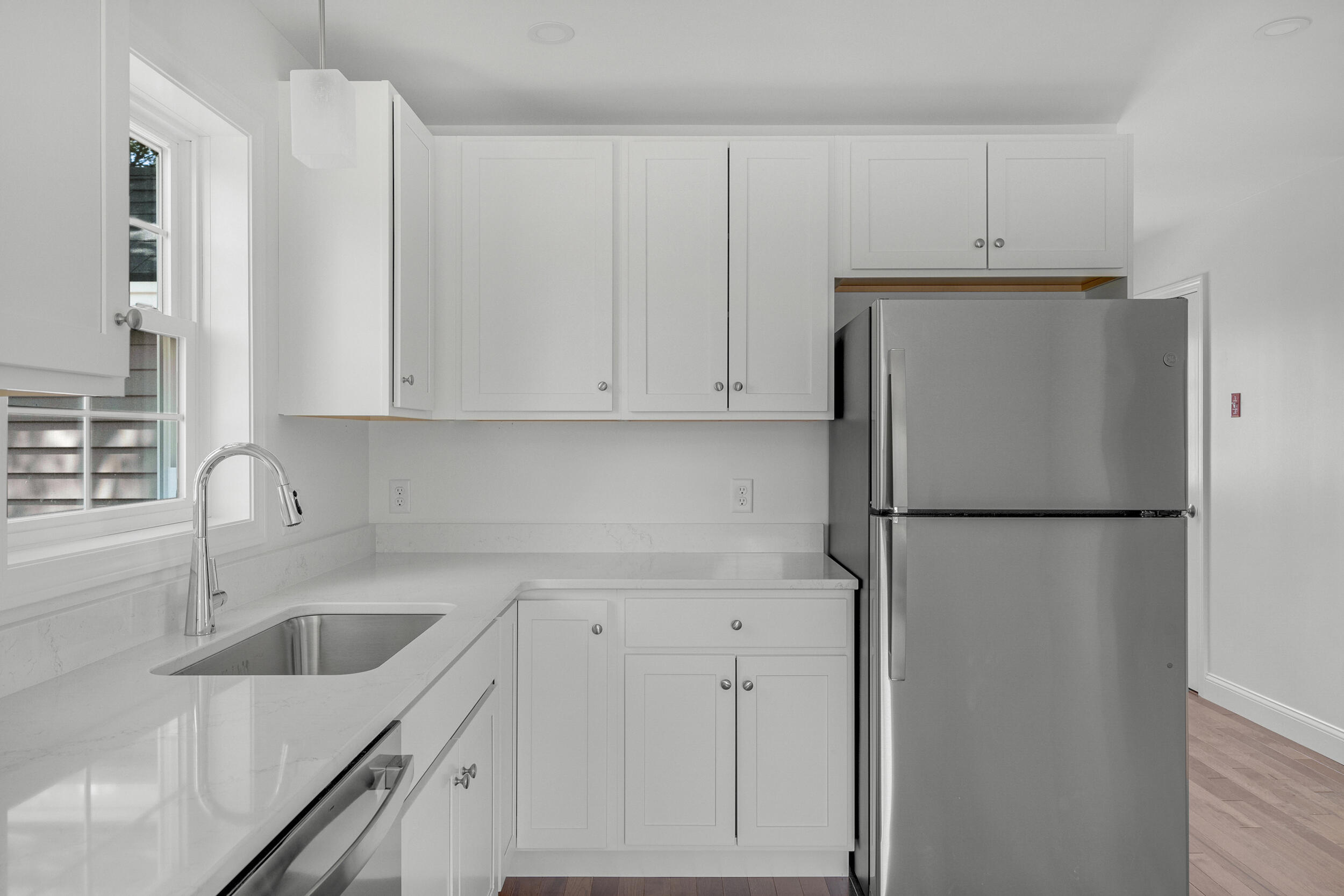 30 Palmer Street Westbrook, ME 04092 - Photo 6 of 34 7_19essex-3