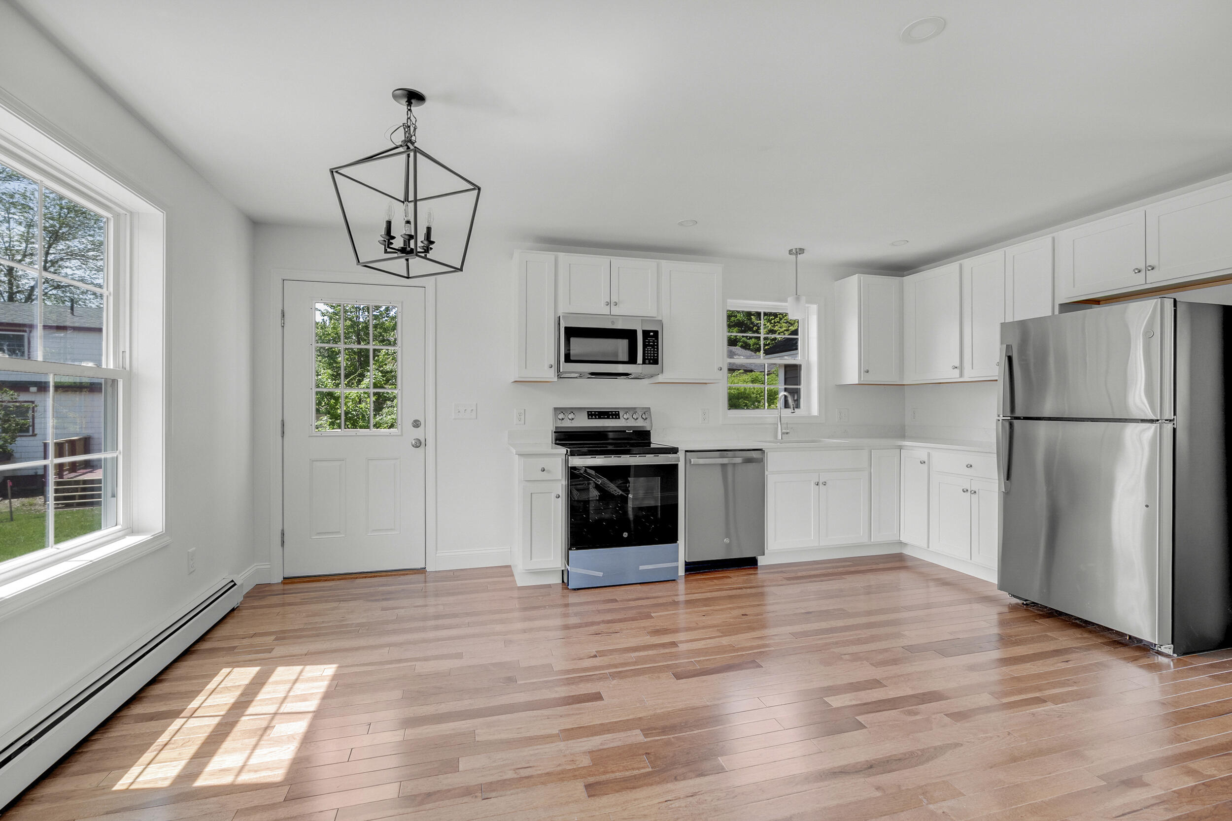 30 Palmer Street Westbrook, ME 04092 - Photo 9 of 34 10_19essex-6