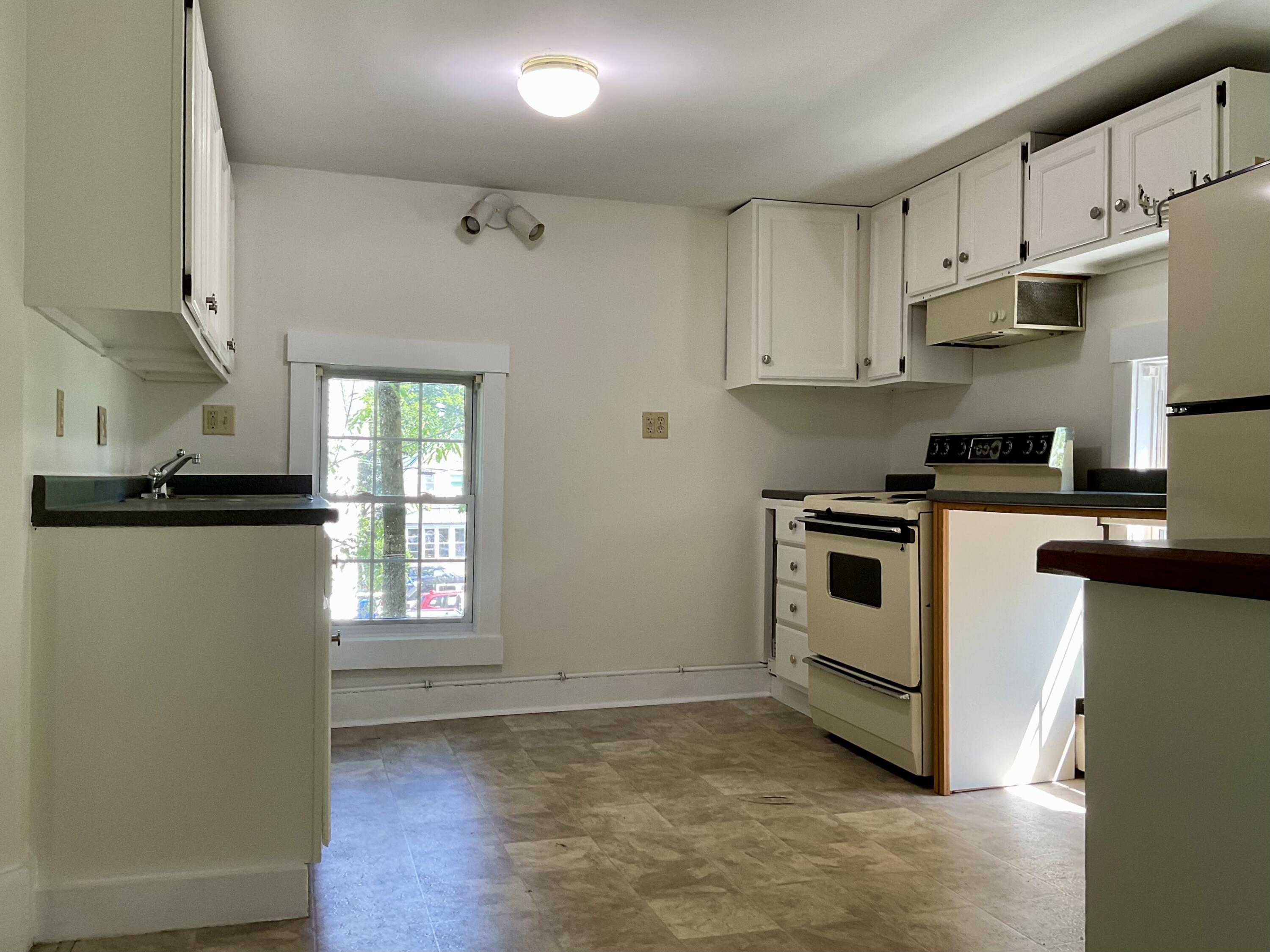 27 Wesley Street Bath, ME 04530 - Photo 30 of 34 Owner's Unit
