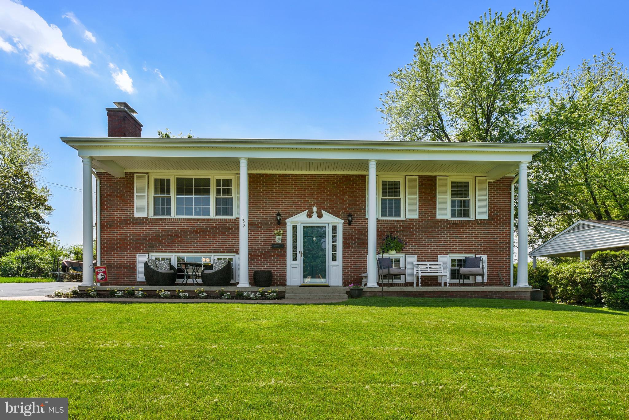 132 Prospect Drive Southwest Leesburg, VA 20175 - Photo 1 of 30 Welcome to 132 Prospect Dr SW