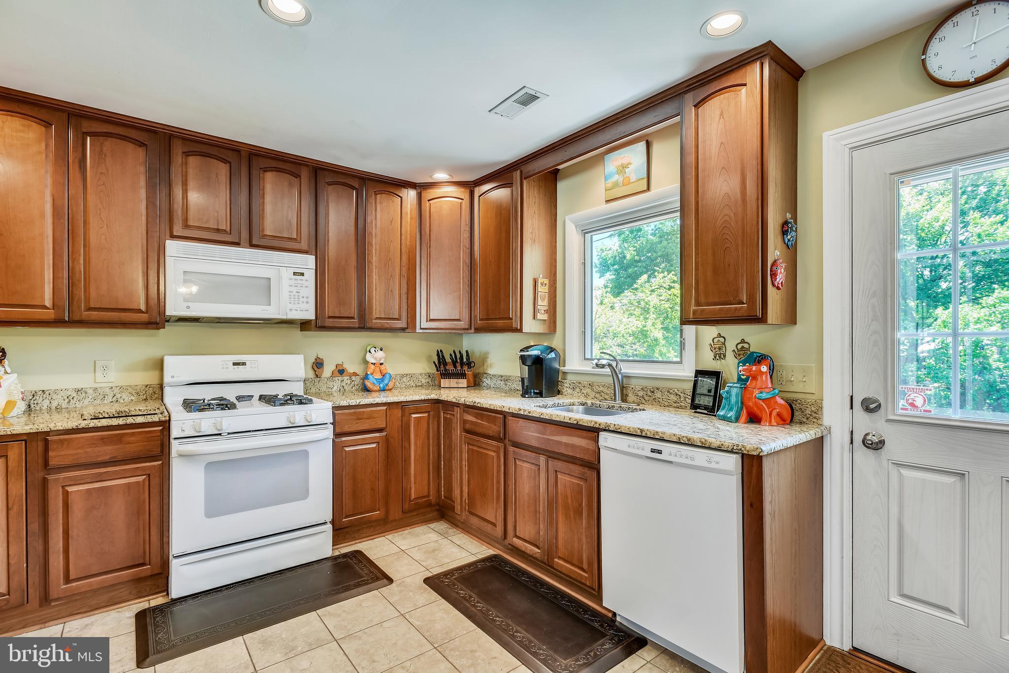 132 Prospect Drive Southwest Leesburg, VA 20175 - Photo 8 of 30