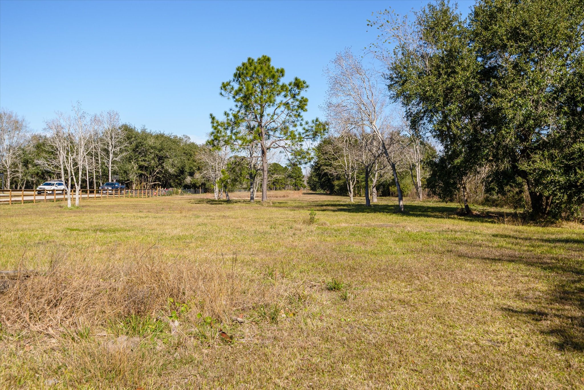 11578 28th Street Santa Fe, TX 77510 - Photo 32 of 46 a house view with swimming pool in outdoor space