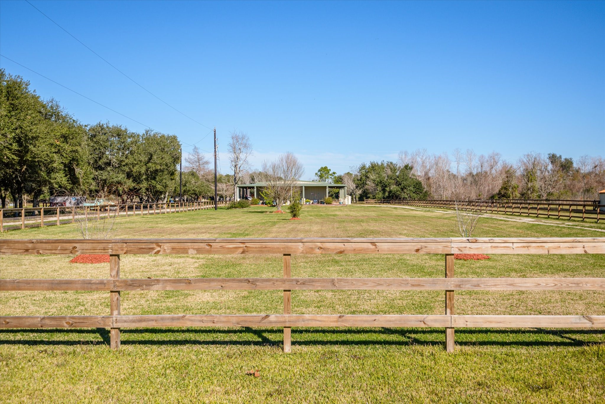 11578 28th Street Santa Fe, TX 77510 - Photo 3 of 46 a view of a swimming pool with an ocean view