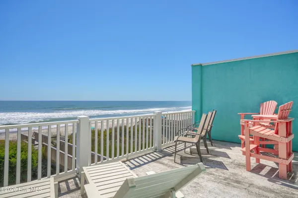$979,000 | 3976 Island Drive, North Topsail Beach, NC 28460
