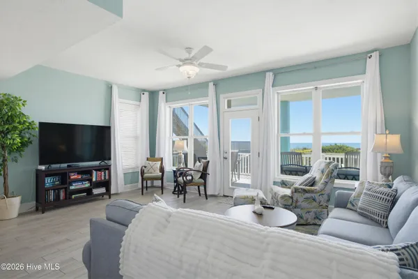 $979,000 | 3976 Island Drive, North Topsail Beach, NC 28460