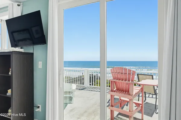 $979,000 | 3976 Island Drive, North Topsail Beach, NC 28460
