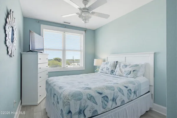 $979,000 | 3976 Island Drive, North Topsail Beach, NC 28460