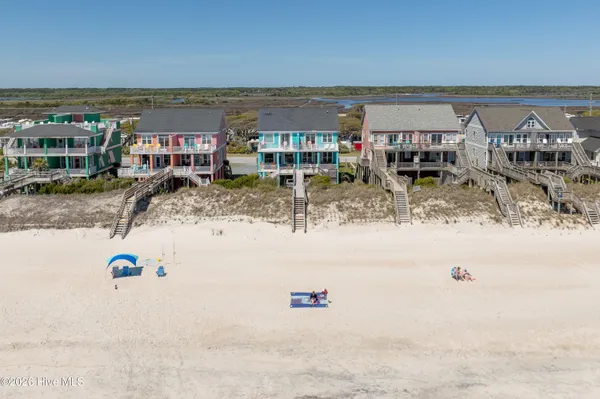 $979,000 | 3976 Island Drive, North Topsail Beach, NC 28460