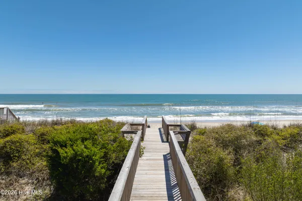 $979,000 | 3976 Island Drive, North Topsail Beach, NC 28460