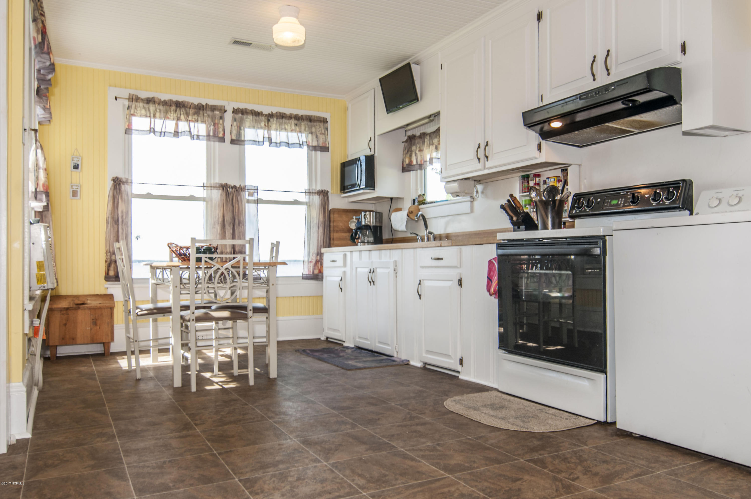 95 Rest Haven Road Bath, NC 27808 - Photo 29 of 63 95RestHavenStills0007900001