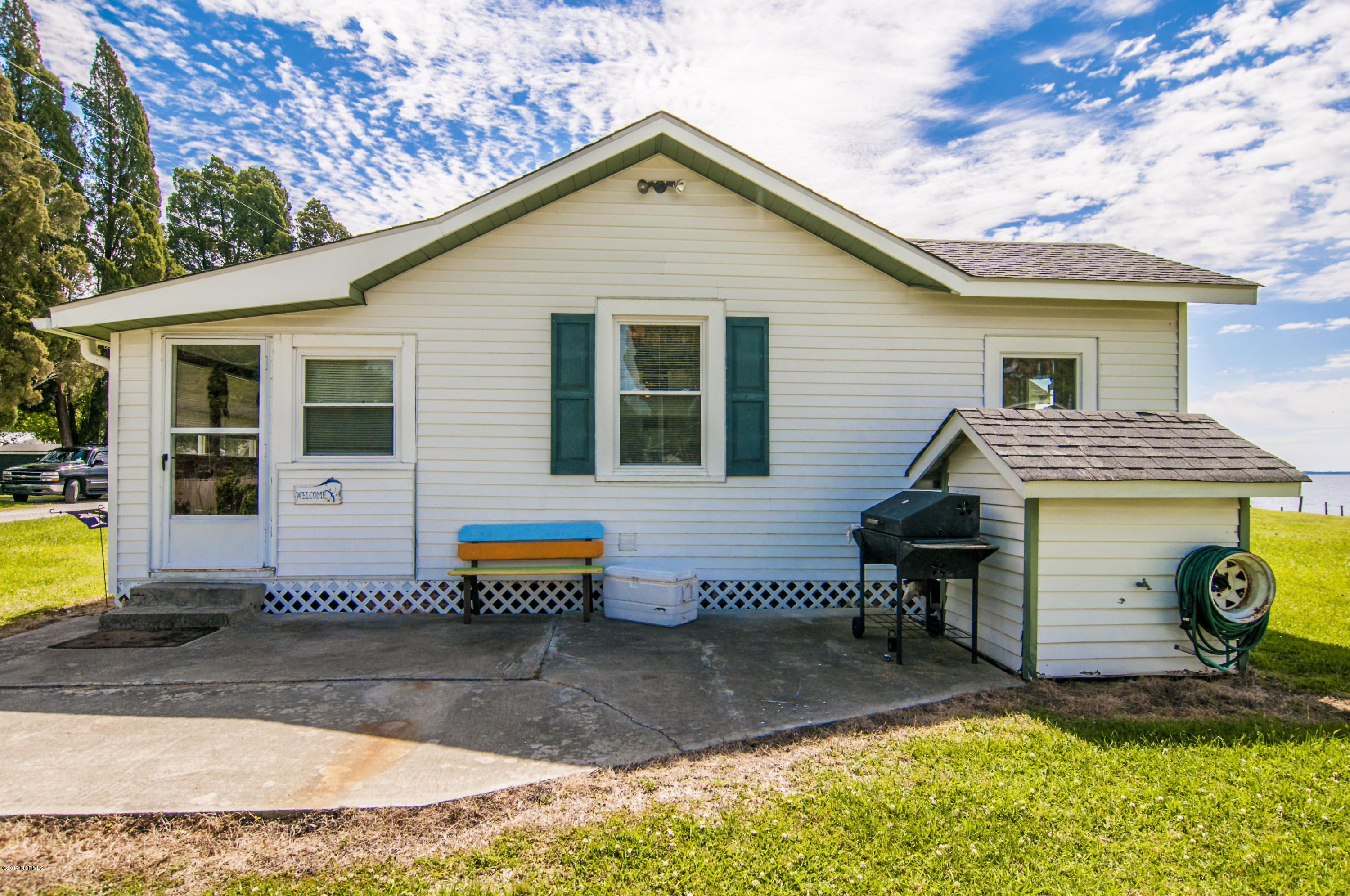 95 Rest Haven Road Bath, NC 27808 - Photo 8 of 63 95RestHavenStills0001300001