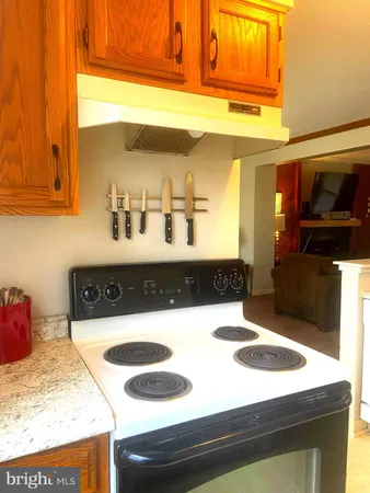 $1,900 | 529 King Street, Basye, VA 22810