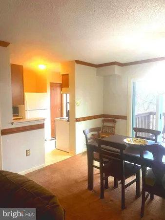 $1,900 | 529 King Street, Basye, VA 22810