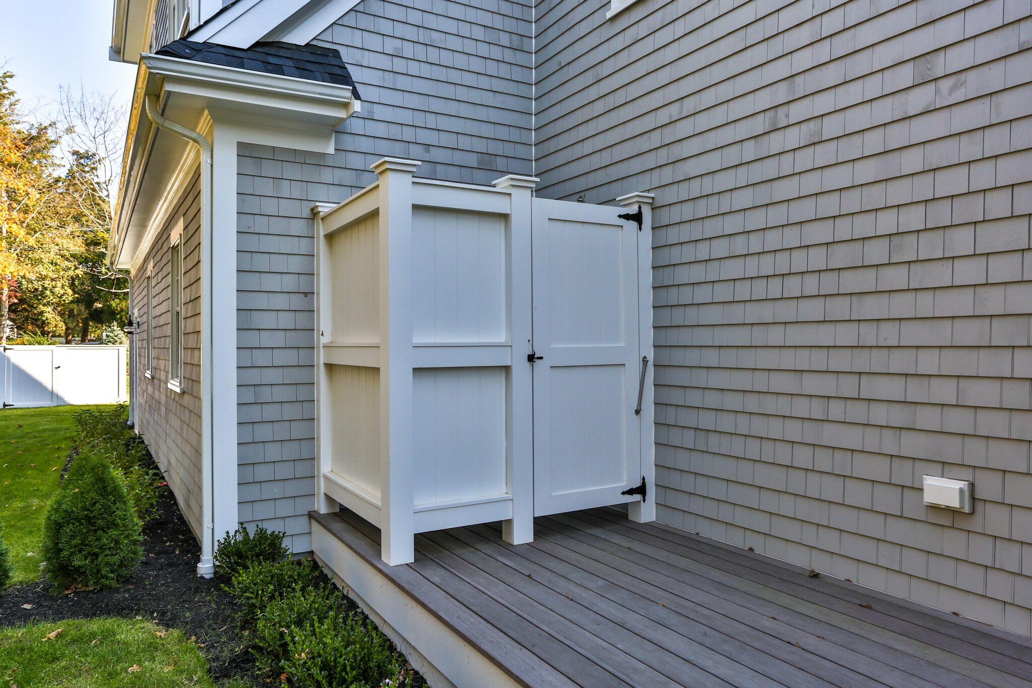 9 Jericho Road Dennis, MA 02638 - Photo 36 of 42 a view of a house with wooden door