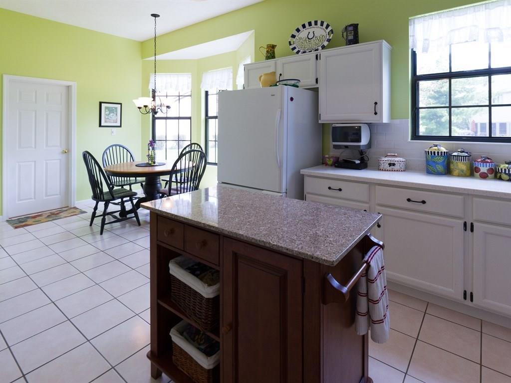 11179 Avery Row Fishers, IN 46038 - Photo 10 of 24