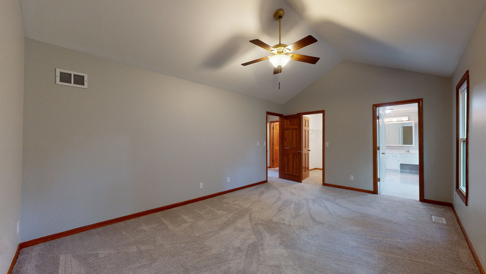 115 Deer Run Crystal Lake, IL 60012 - Photo 22 of 48