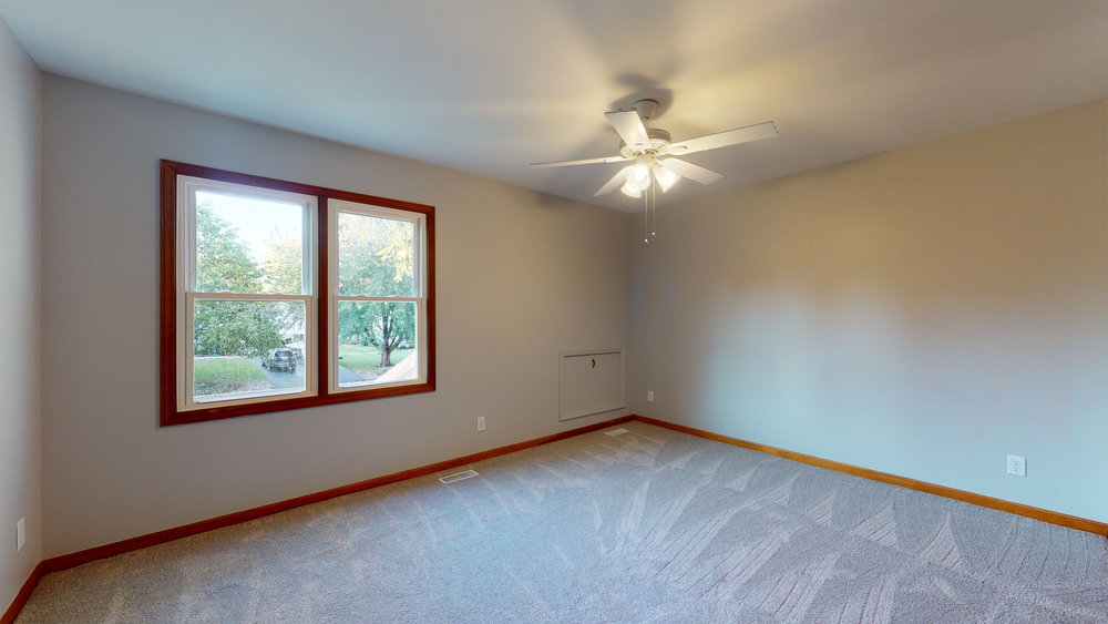 115 Deer Run Crystal Lake, IL 60012 - Photo 32 of 48