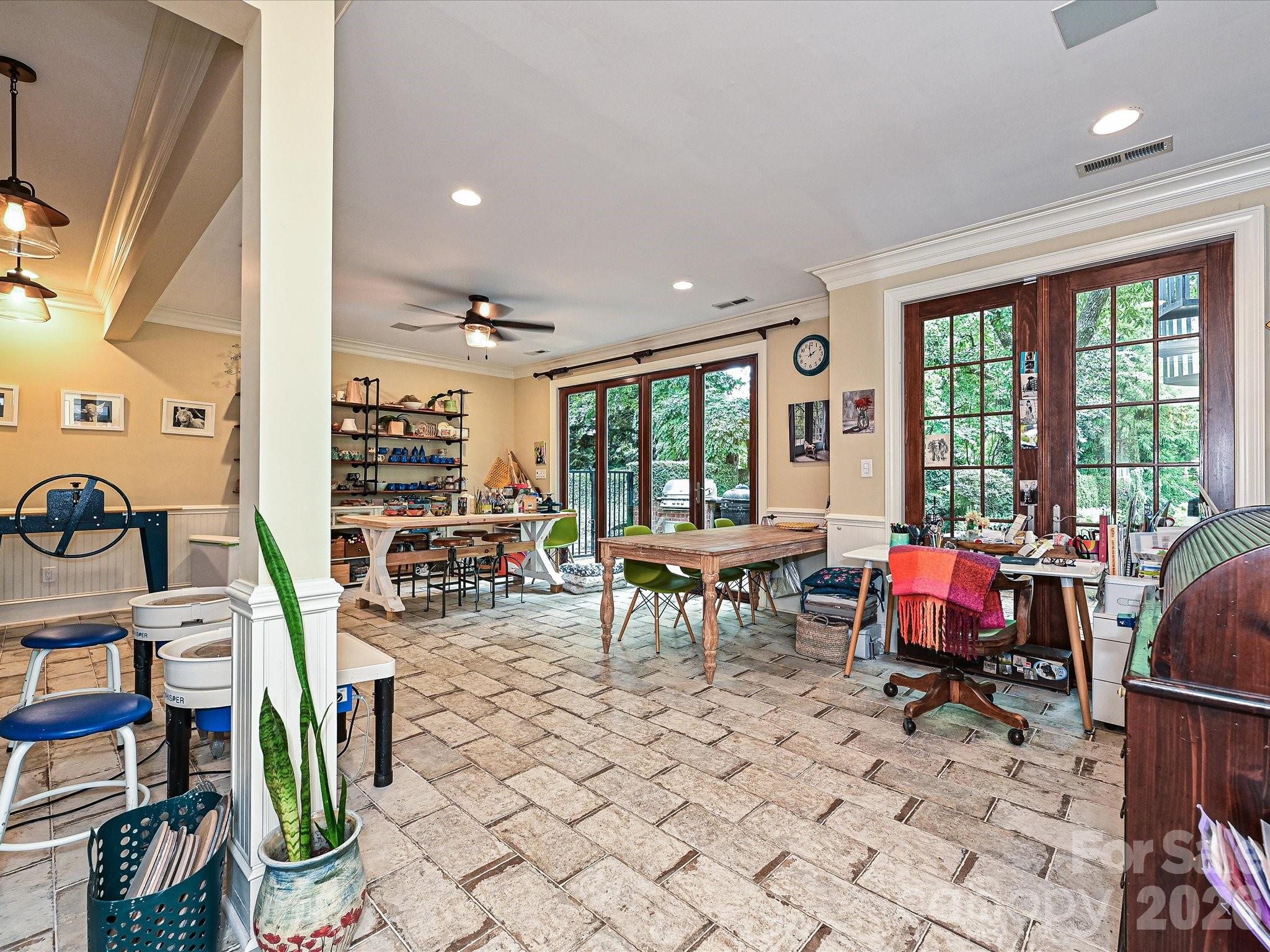 2132 Rolston Drive Charlotte, NC 28207 - Photo 16 of 41 a indoor view