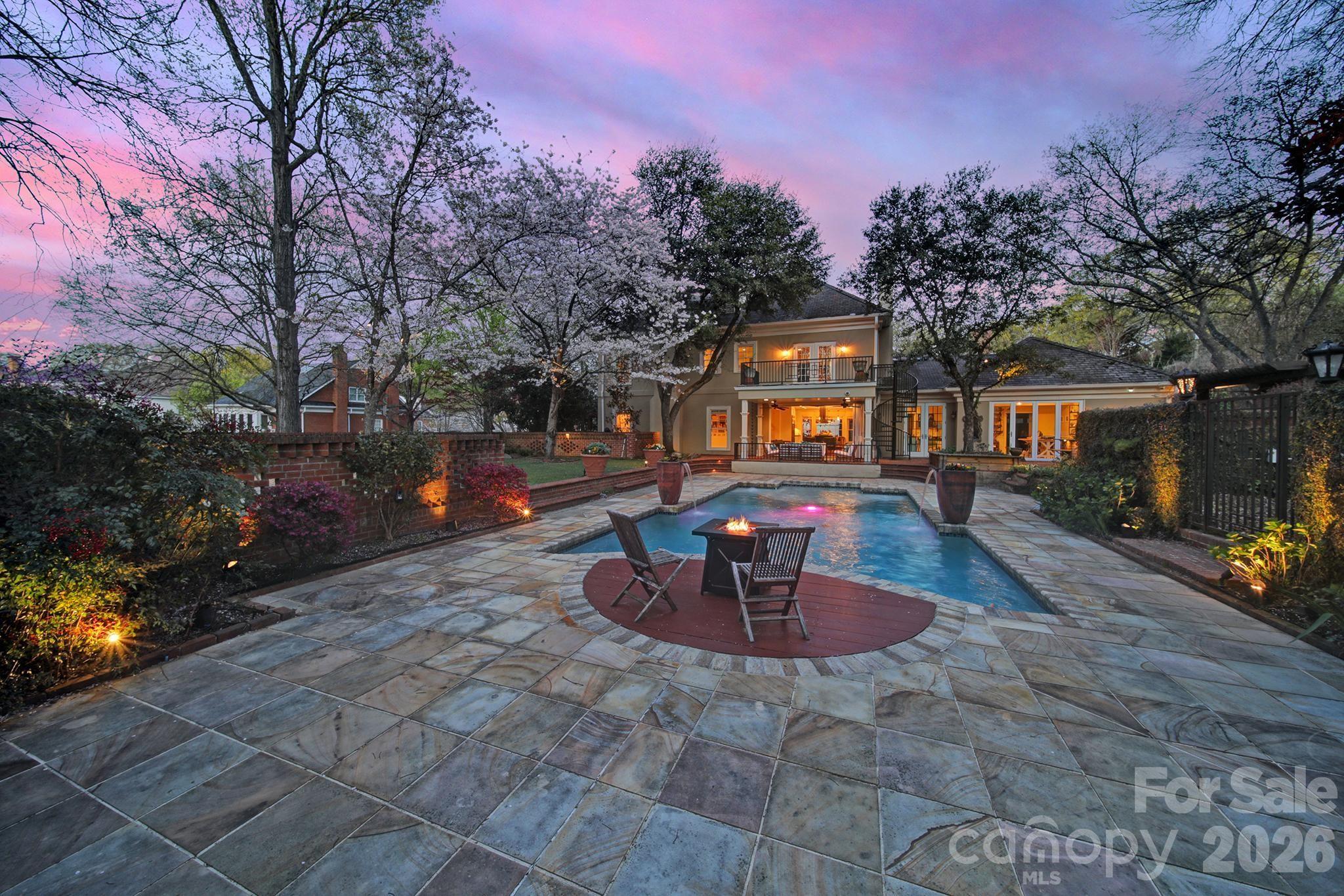 2132 Rolston Drive Charlotte, NC 28207 - Photo 36 of 41 a outdoor space with lots of trees