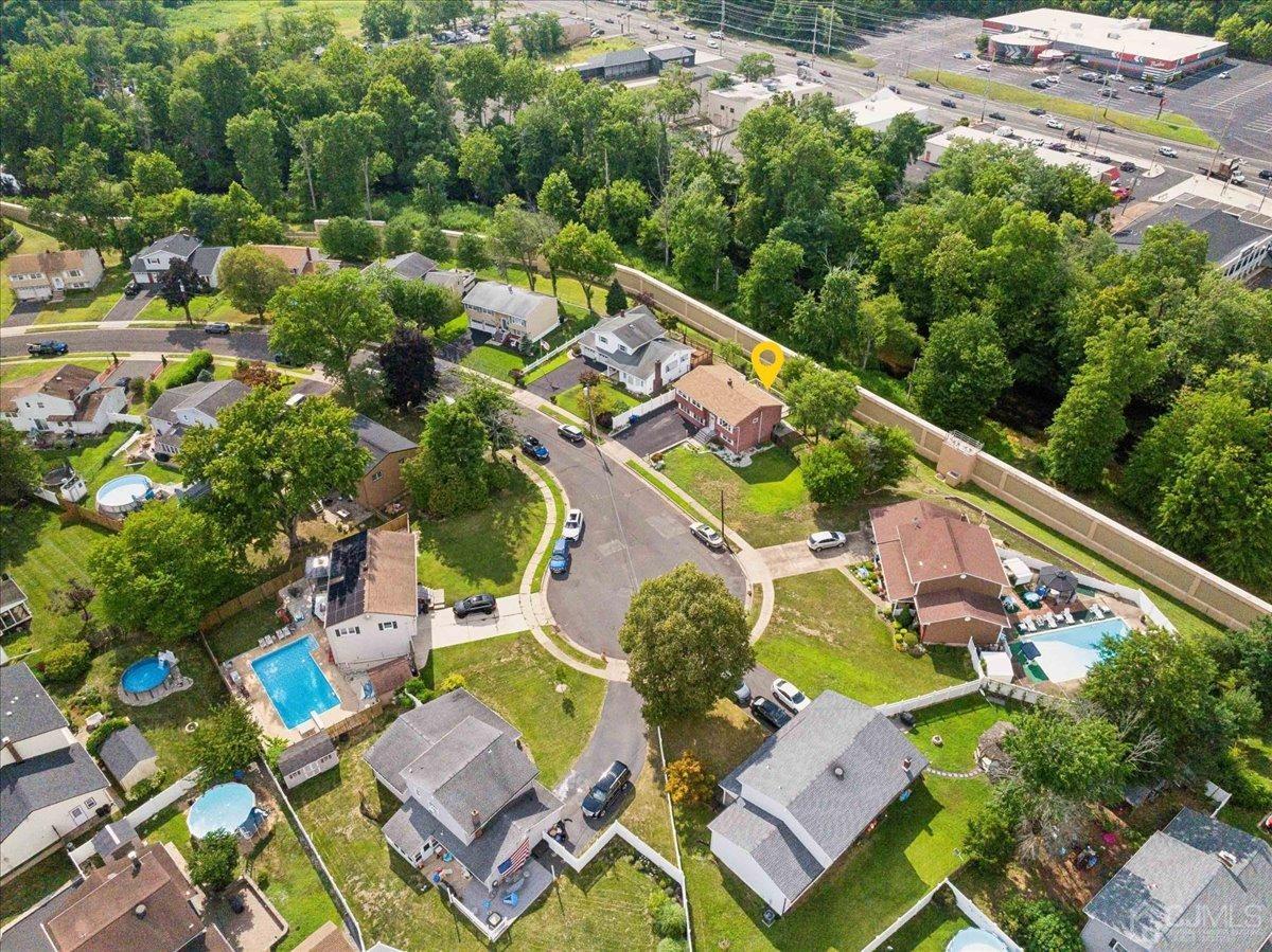 15 Weiss Drive Middlesex, NJ 08846 - Photo 27 of 33 an aerial view of a house with a garden